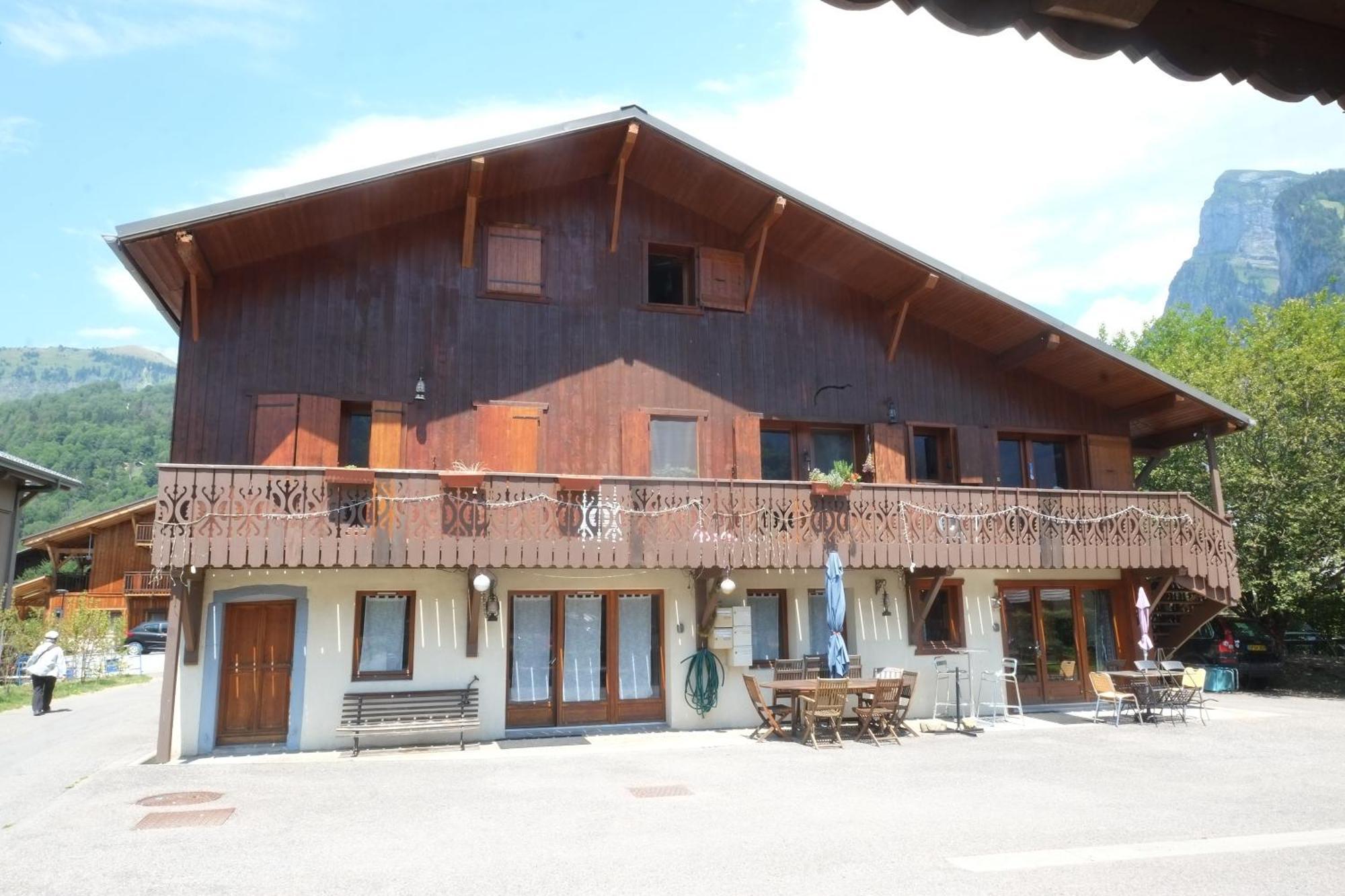 Particulier Loue 2 Appartements Communicants Dans Chalet A Samoens Jusqu A 16 Couchages Екстериор снимка